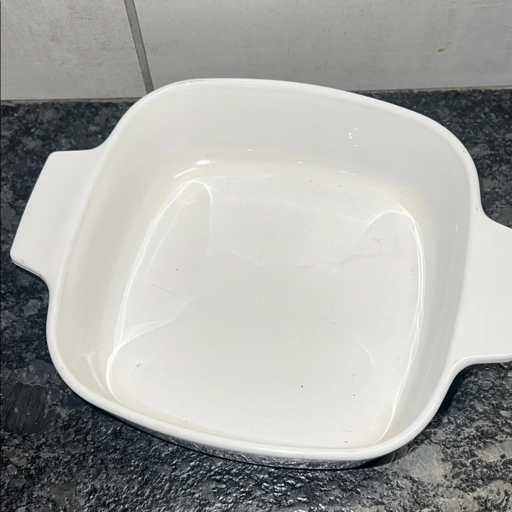 Corningware Shadow Iris 1 Ltr Glass Casserole Dish with lid   Exc condition.